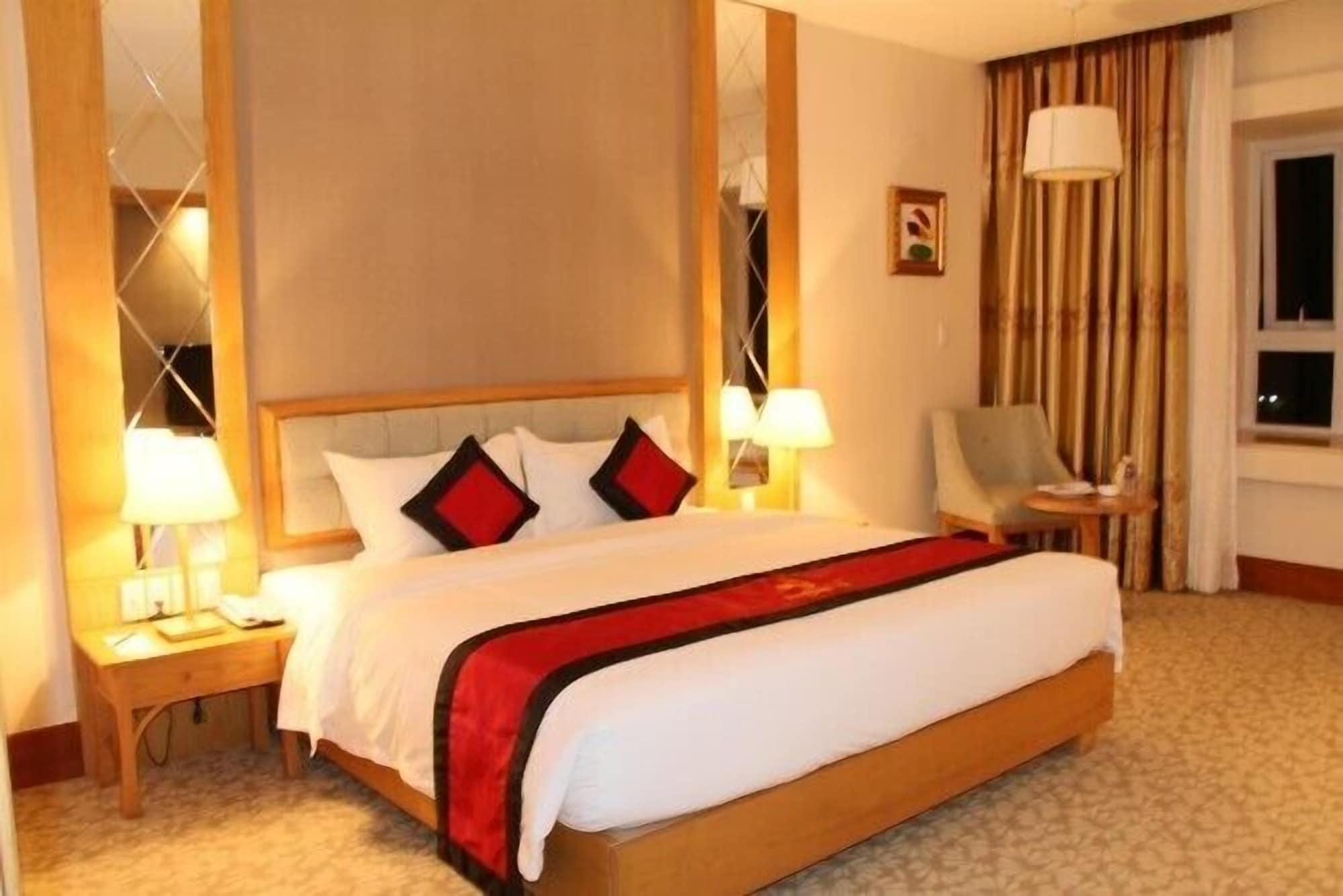 โรงแรมไซ่ง่อนดงฮา Quang Tri ภายนอก รูปภาพ
